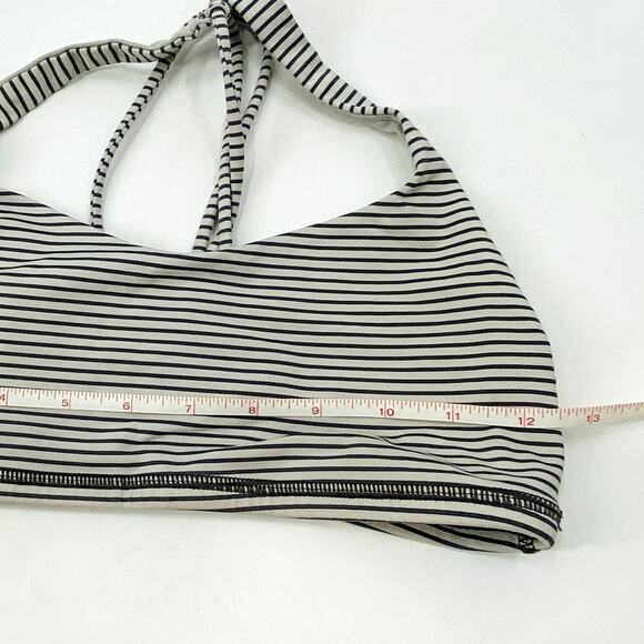 Lululemon black & white striped sports bra - Picture 4 of 4
